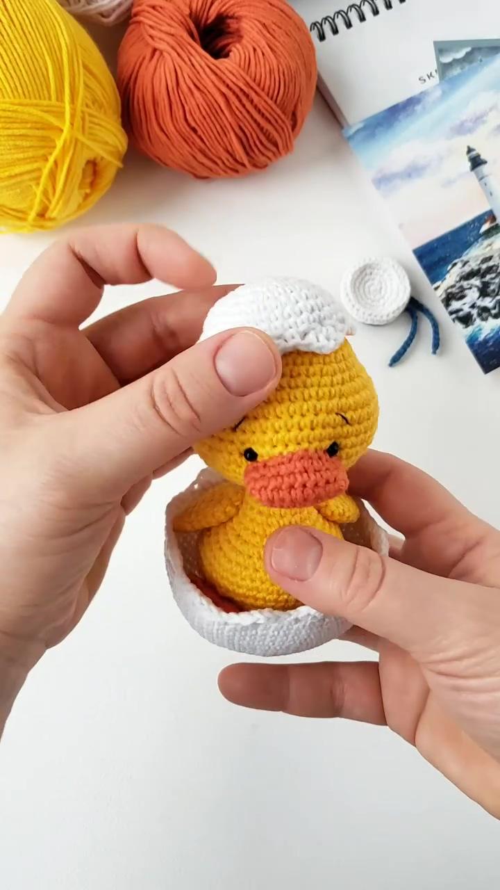 Cute crochet duck toy pattern, easter duckling amigurumi tutorial; inspire-se. , do you want to make a lot of profit with amigurumi in 2023click twice on this caption and find out more